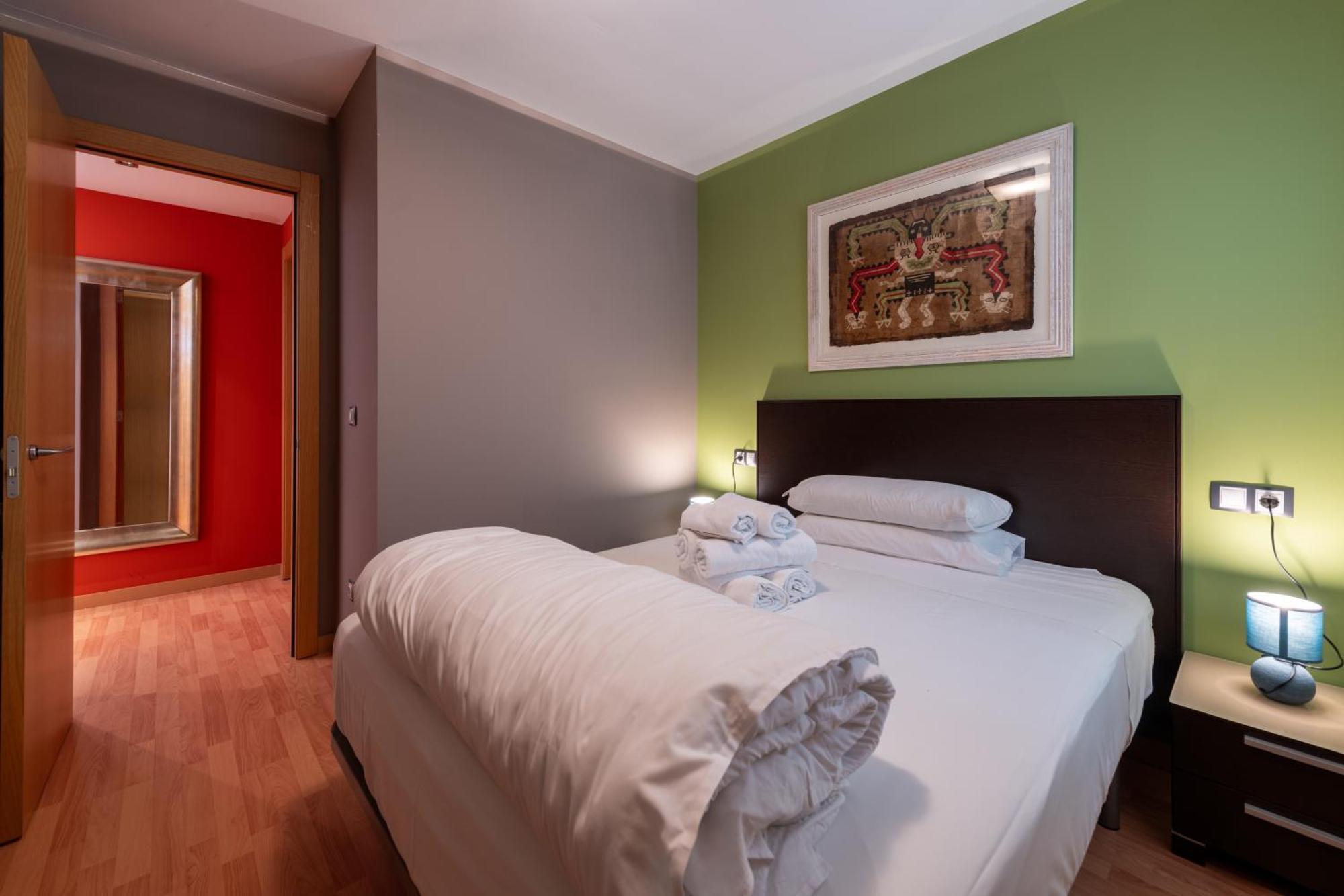 Apartamento Moderno Bh Aspen Atico Con Vistas เอลตาร์แตร์ ภายนอก รูปภาพ