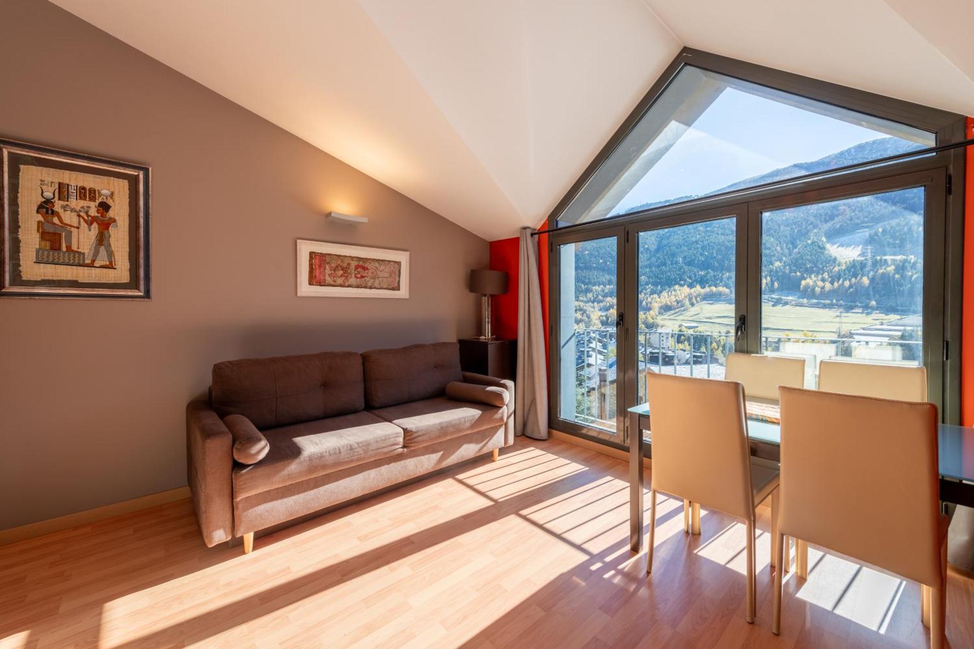 Apartamento Moderno Bh Aspen Atico Con Vistas เอลตาร์แตร์ ภายนอก รูปภาพ