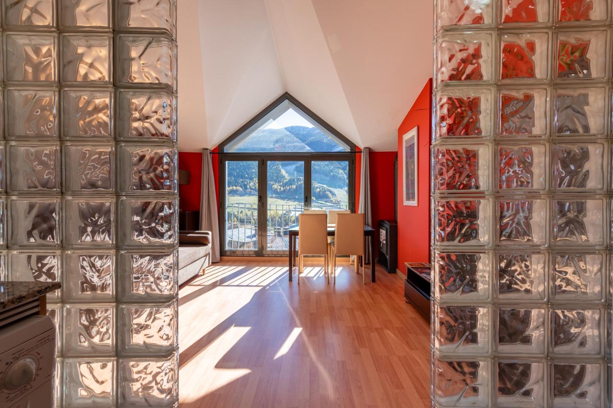 Apartamento Moderno Bh Aspen Atico Con Vistas เอลตาร์แตร์ ภายนอก รูปภาพ